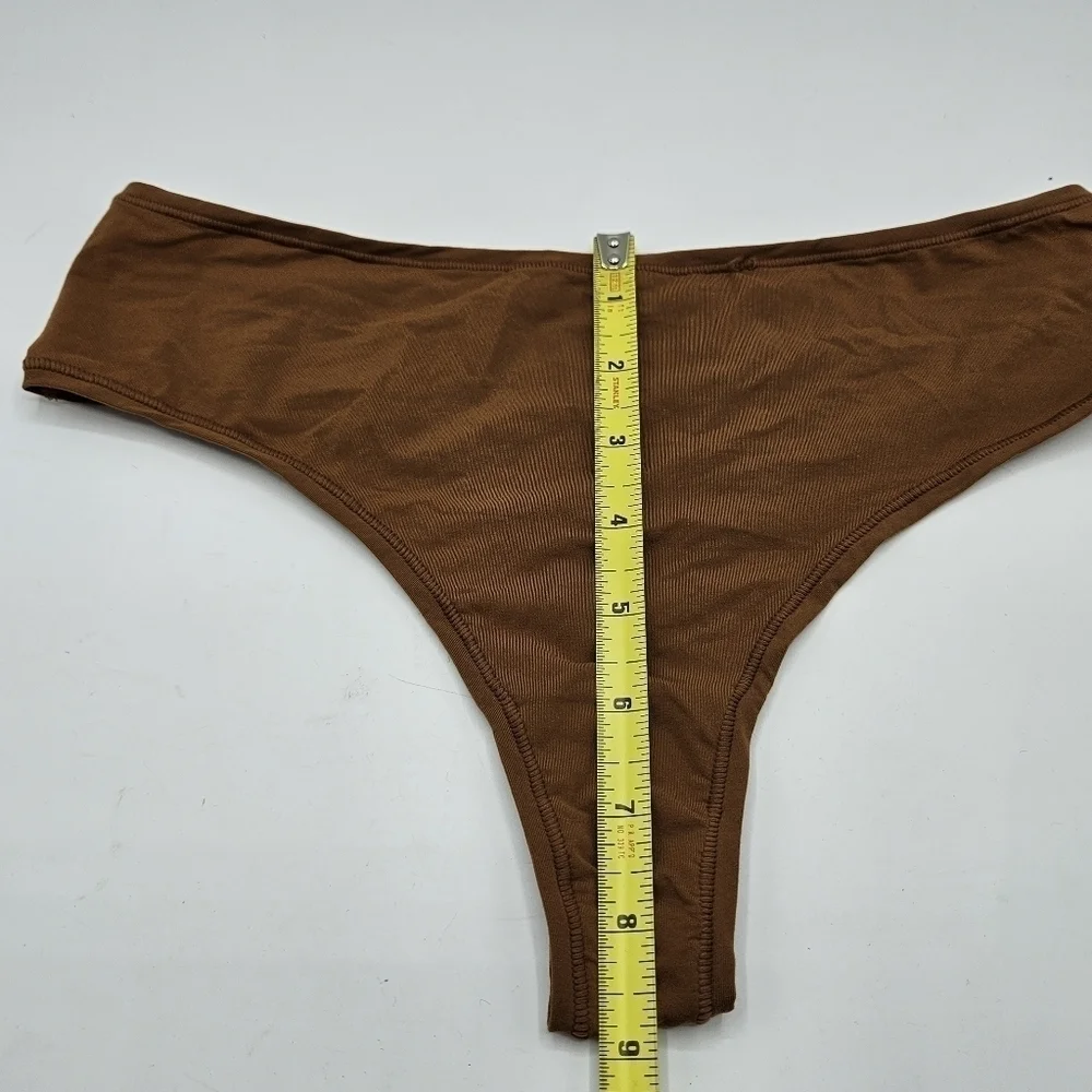 NWT Skims pn-thong copper size 3x